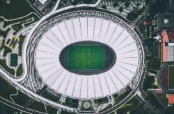 开云体育官方网站-福克斯40分孤星闪耀，骑士三波流淹没76人，个人英雄主义与团队洪流的碰撞