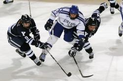 开云体育平台APP-东方血战与西方盛宴，两场硬仗见证篮球的双重交响