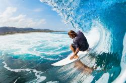 开云官方app入口-绿茵战场与方寸球台，当团队鏖战邂逅孤星闪耀