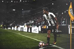 开云体育中国-拉塞尔关键一击定乾坤，阿斯顿马丁碾压哈斯车队显霸业