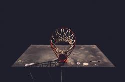 开云体育平台APP-1.史诗对决！莱万一剑封喉，那不勒斯绝境逆袭葡萄牙，诠释唯一的胜利