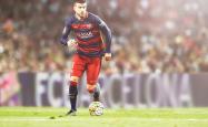 开云APP-银石烽烟，迈凯伦的橙色风暴与塞恩斯的极限突围
