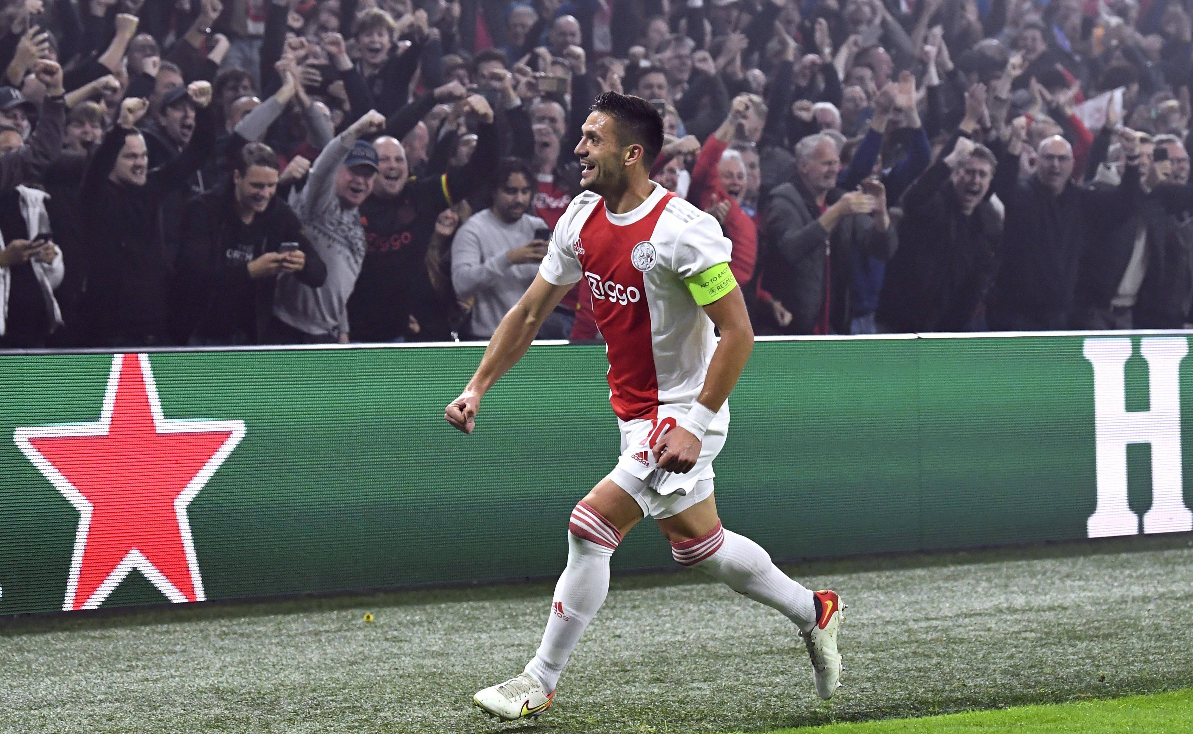 阿贾克斯取得连胜，晋级形势一片大好