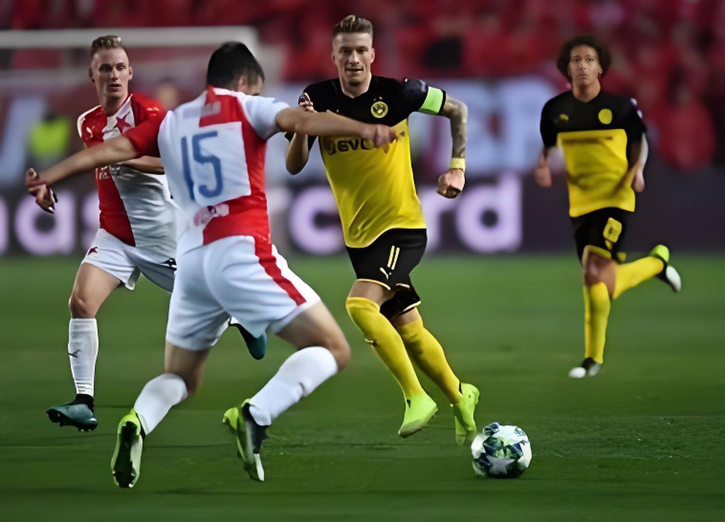 多特蒙德队战胜对手夺得比赛胜利