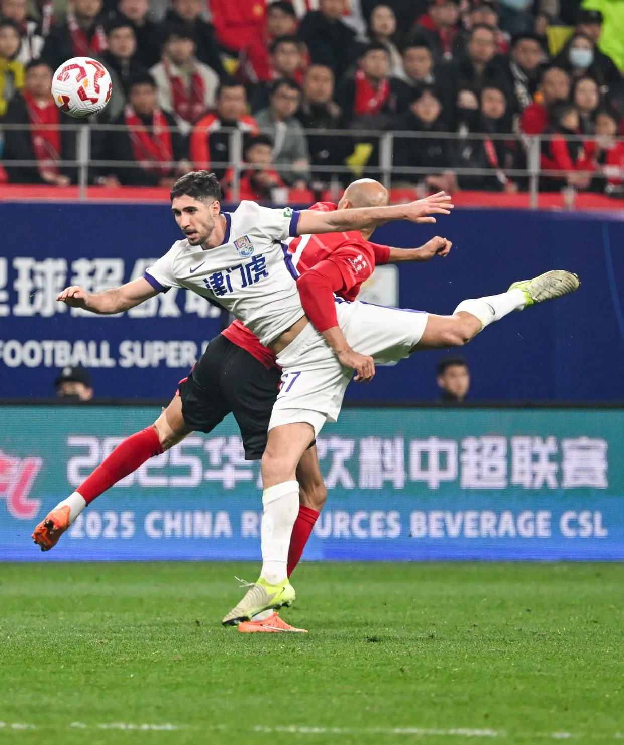 天津队小胜四川,晋级季后赛势如破竹 天津队小胜四川,晋级季后赛势如破竹