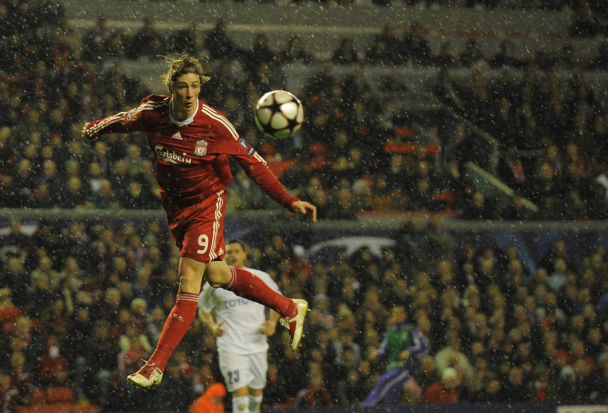 欧洲足球盛事精彩不断引发观众期待的简单介绍