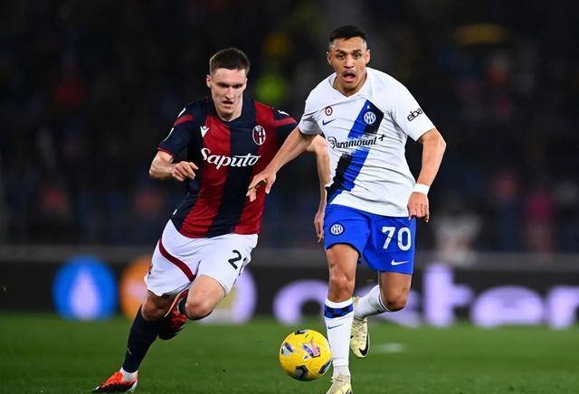 雷恩铁冠告捷，客场豪取三分壮举