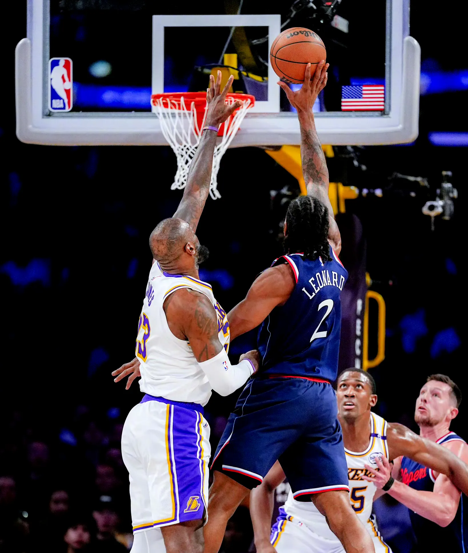 公牛惜败快船，遭遇两连败