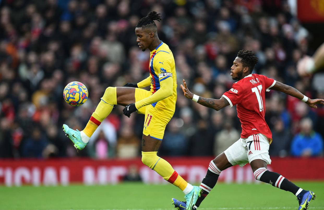 曼联主场大胜水晶宫,止住输球颓势 曼联主场大胜水晶宫,止住输球颓势