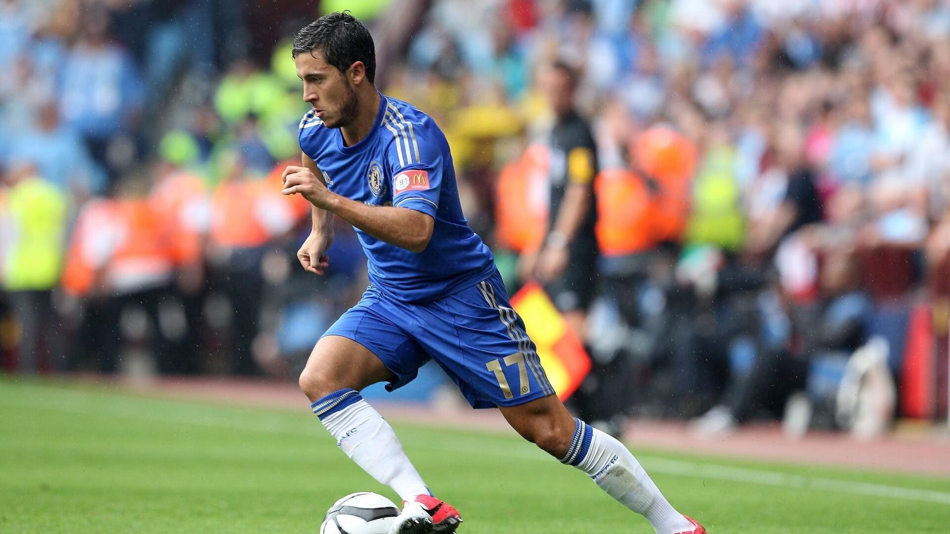 南美雄鹰横扫罗马城，神锋莱万一球定乾坤